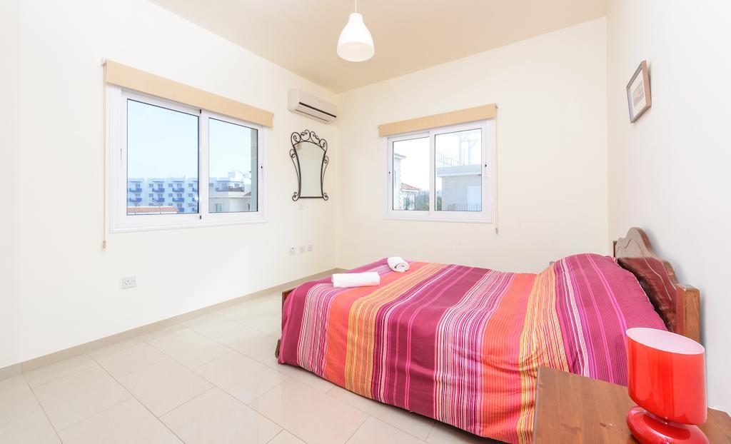 Apartment Victoria Protaras Pokoj fotografie